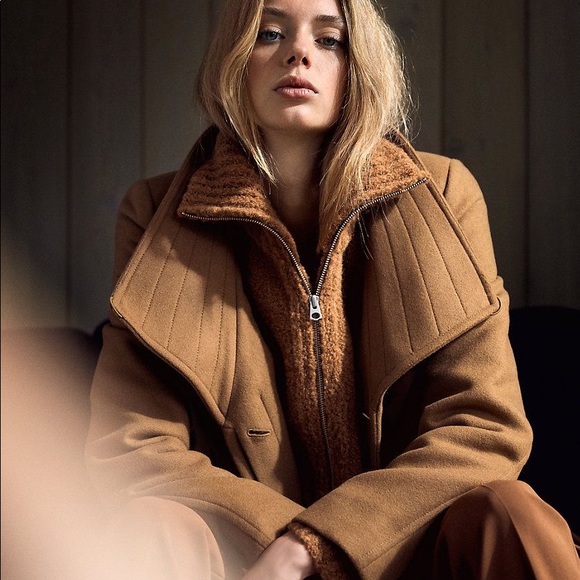 Aritzia Wilfred Camel Wool Coat - Picture 5 of 8